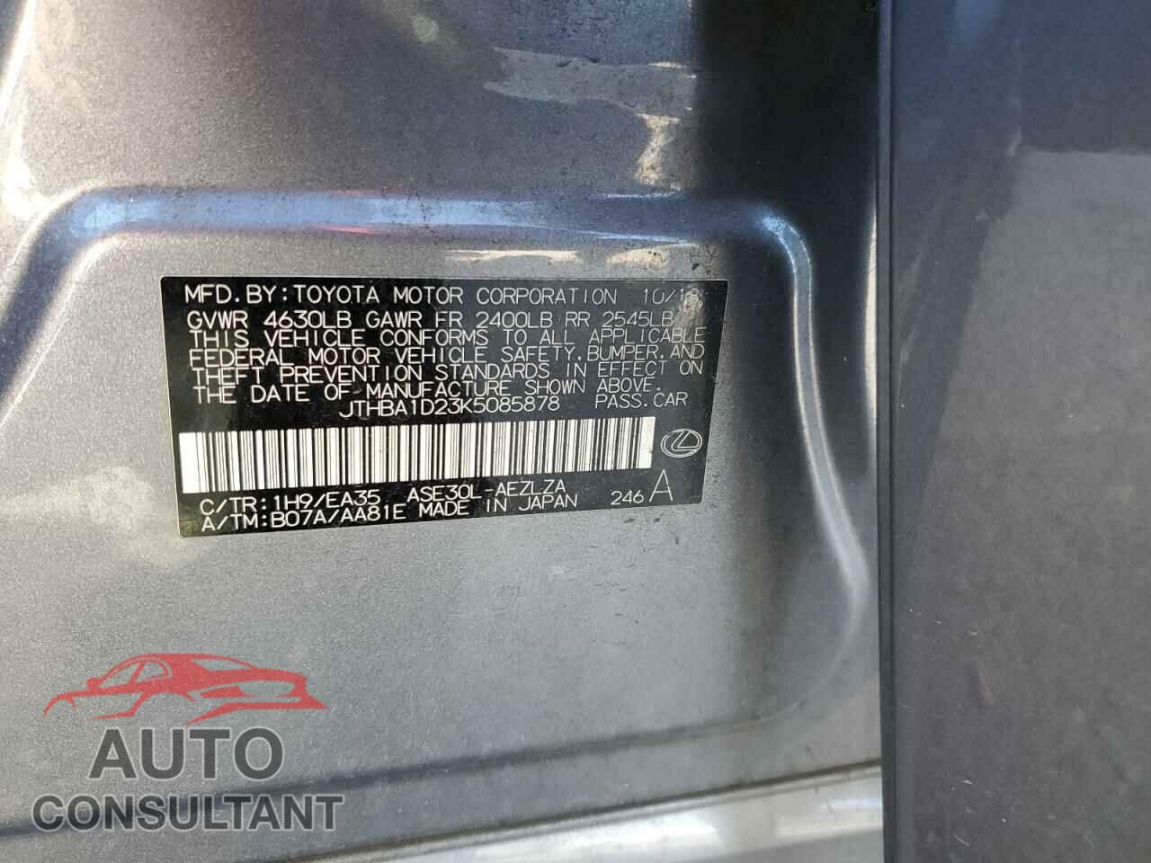LEXUS IS 2019 - JTHBA1D23K5085878