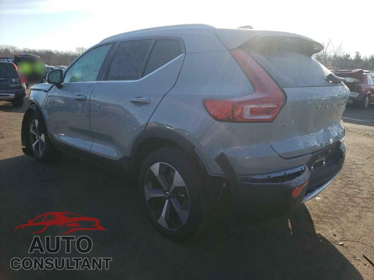 VOLVO XC40 CORE 2024 - YV4L12UK1R2233367