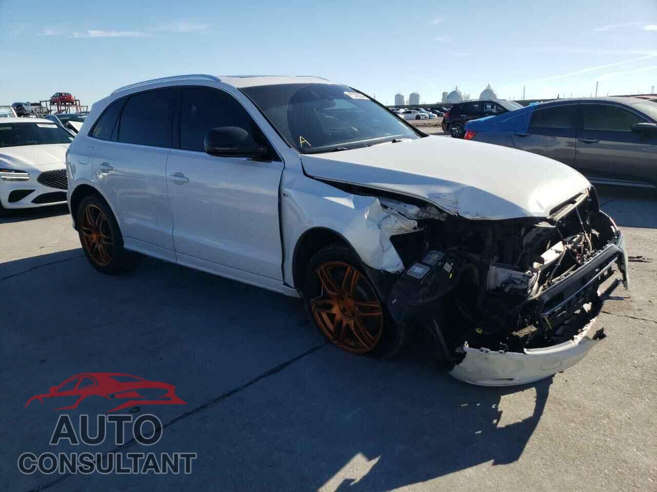 AUDI SQ5 2014 - WA1VGAFP4EA024616