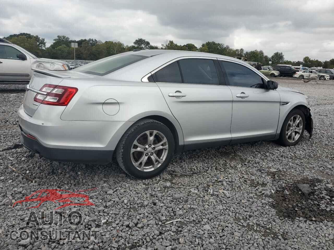 FORD TAURUS 2015 - 1FAHP2D89FG158465