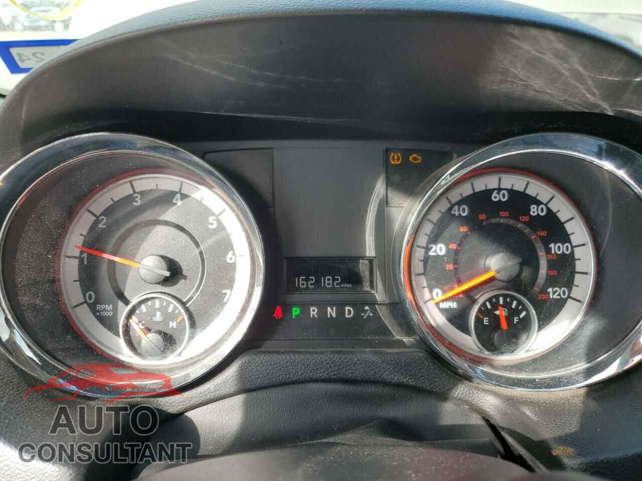 DODGE CARAVAN 2013 - 2C4RDGBG1DR601475