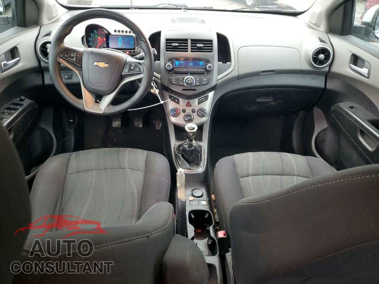 CHEVROLET SONIC 2013 - 1G1JD6SH7D4118570