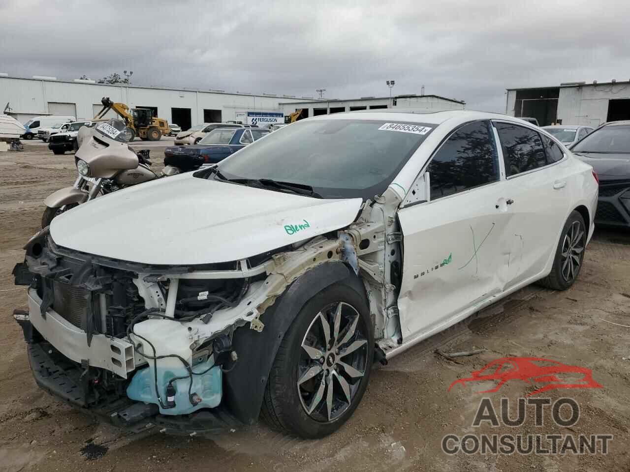 CHEVROLET MALIBU 2017 - 1G1ZE5ST3HF102861