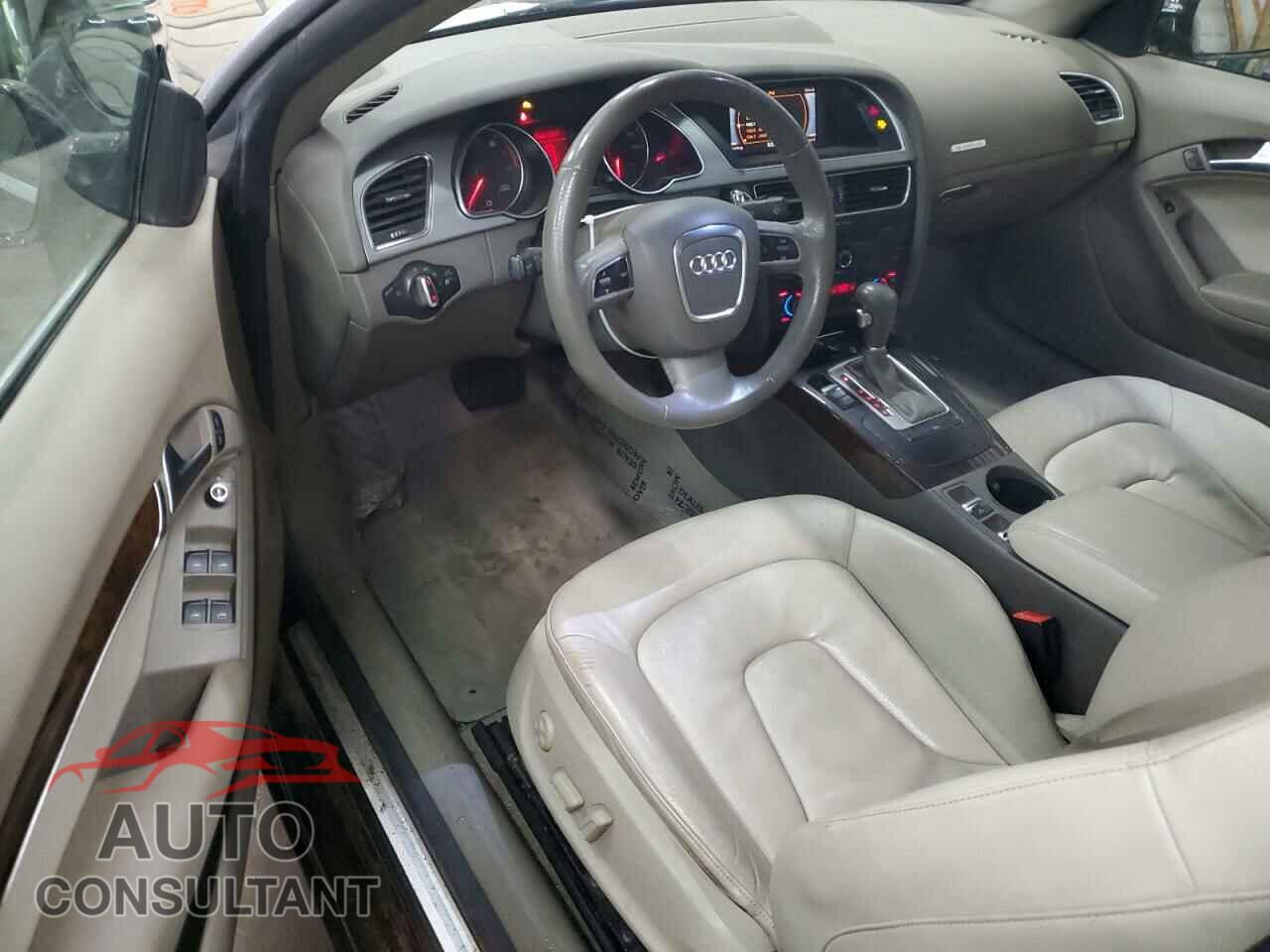 AUDI A5 2011 - WAULFAFH8BN002497