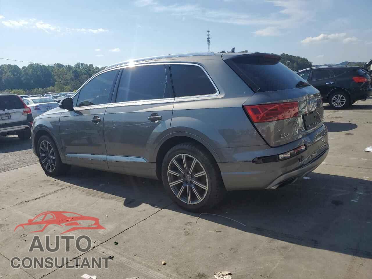 AUDI Q7 2017 - WA1VABF7XHD007734