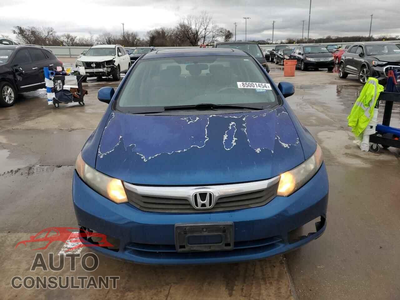 HONDA CIVIC 2012 - 2HGFB2F80CH546599