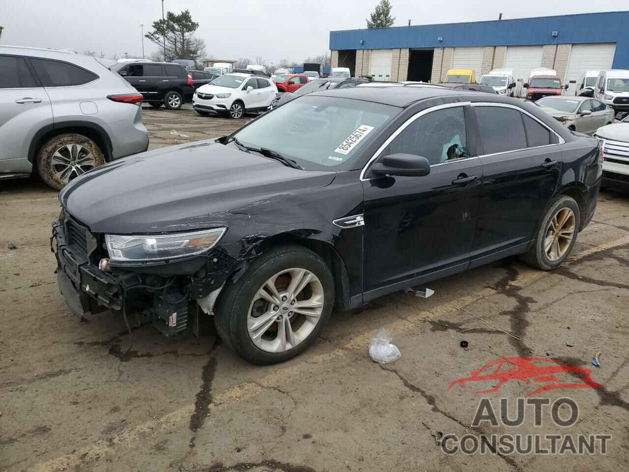 FORD TAURUS 2018 - 1FAHP2D89JG118265