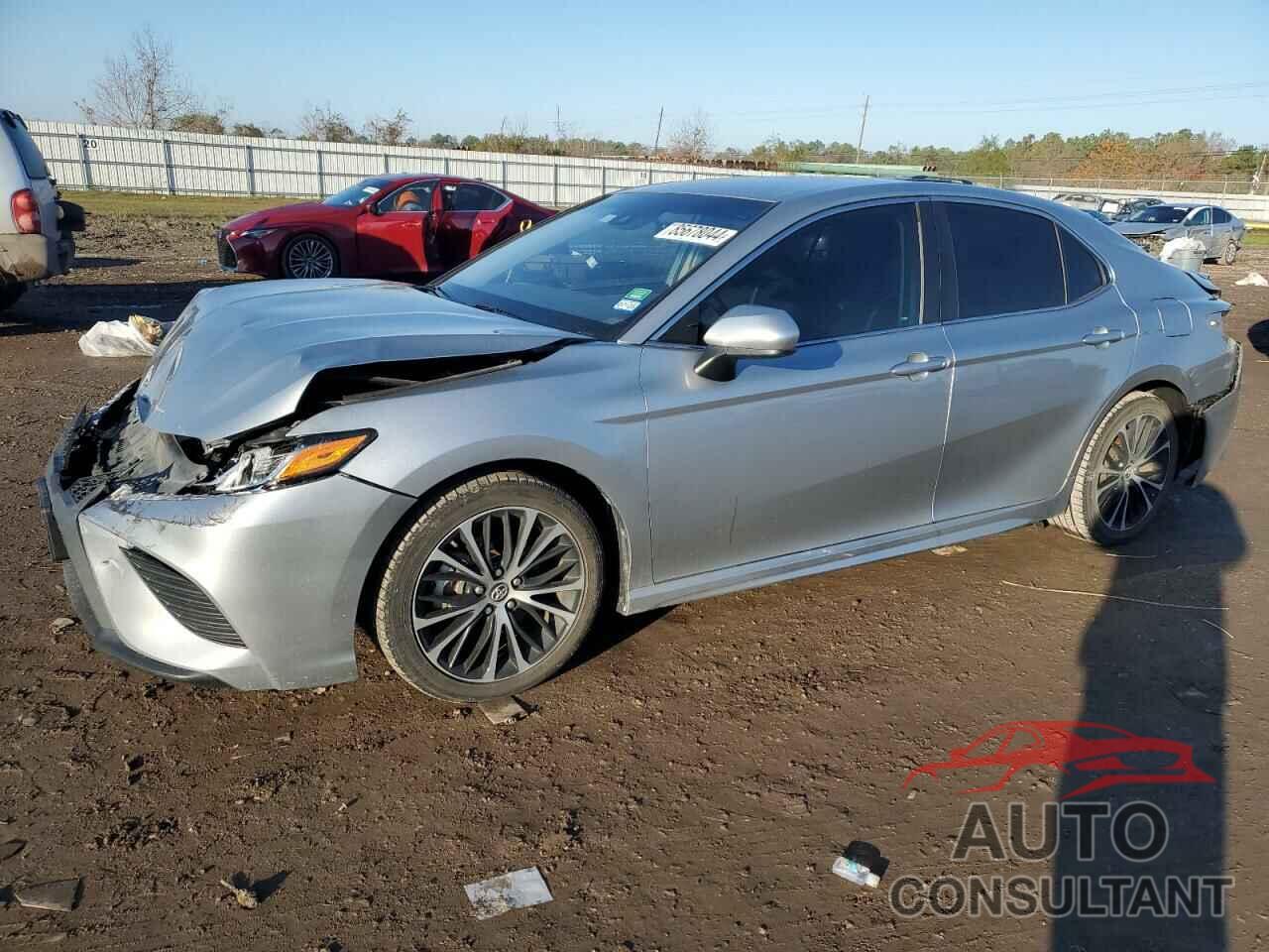 TOYOTA CAMRY 2019 - 4T1B11HK1KU827515