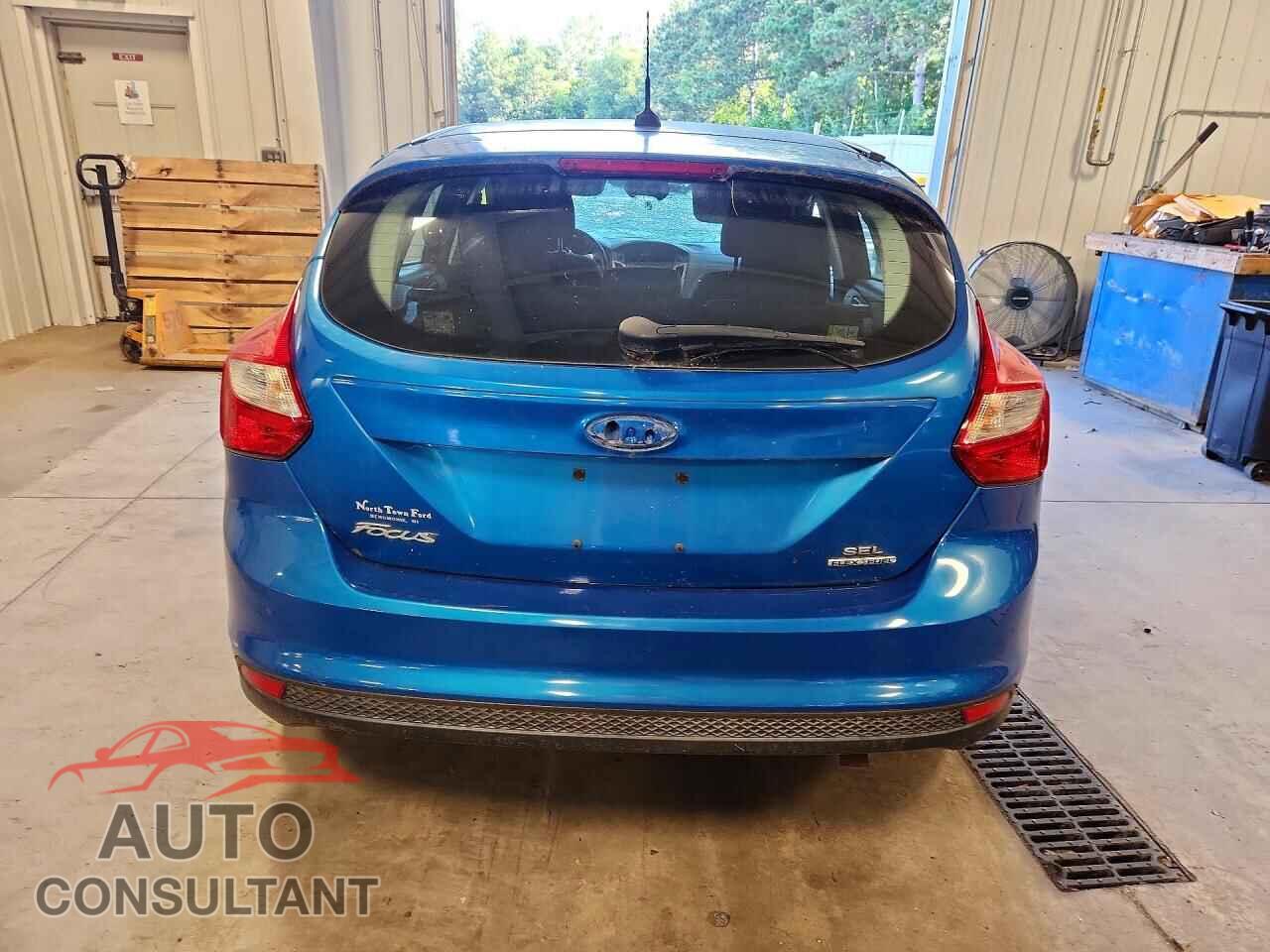 FORD FOCUS 2012 - 1FAHP3M29CL467678
