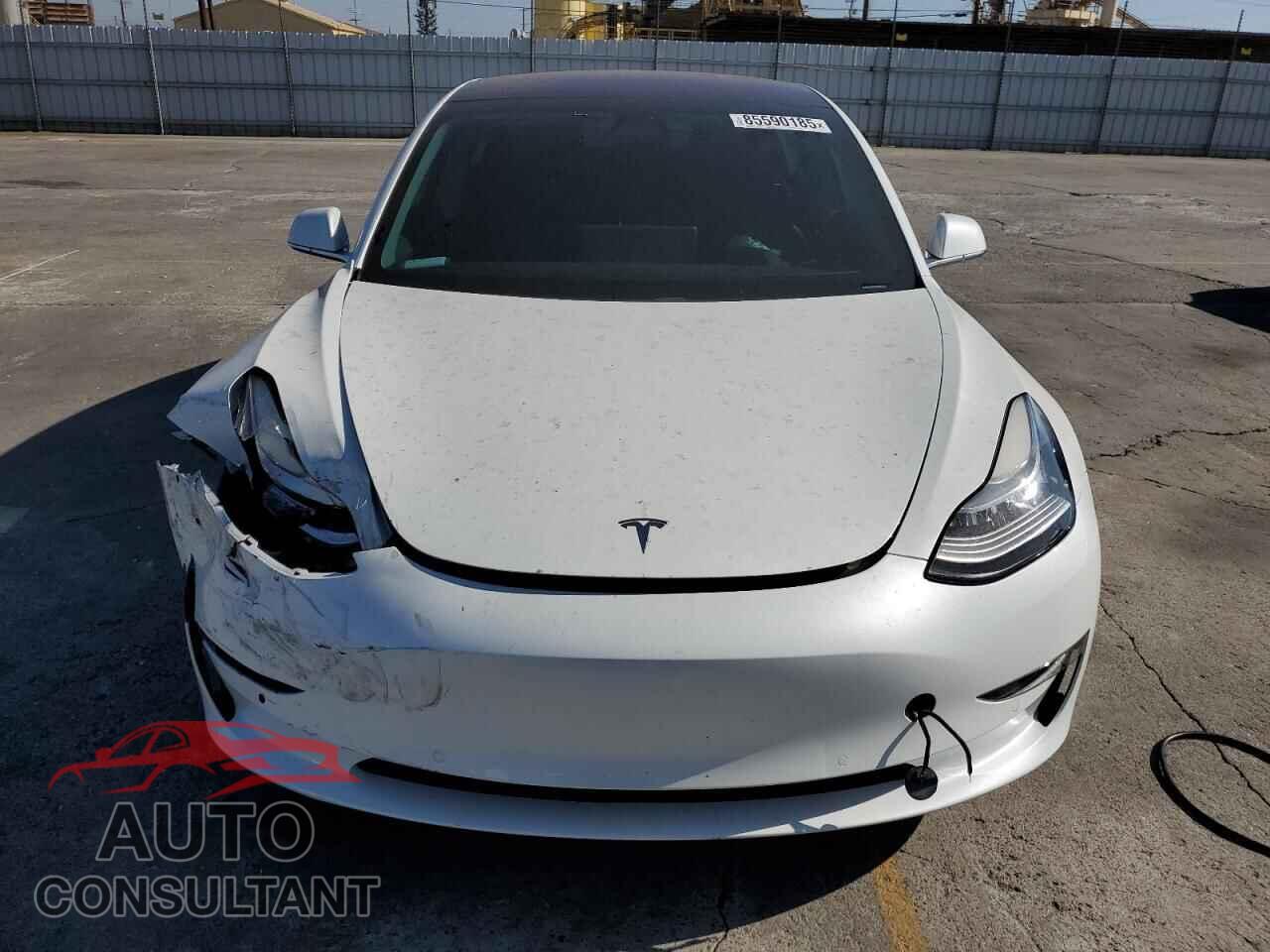 TESLA MODEL 3 2018 - 5YJ3E1EB7JF084271