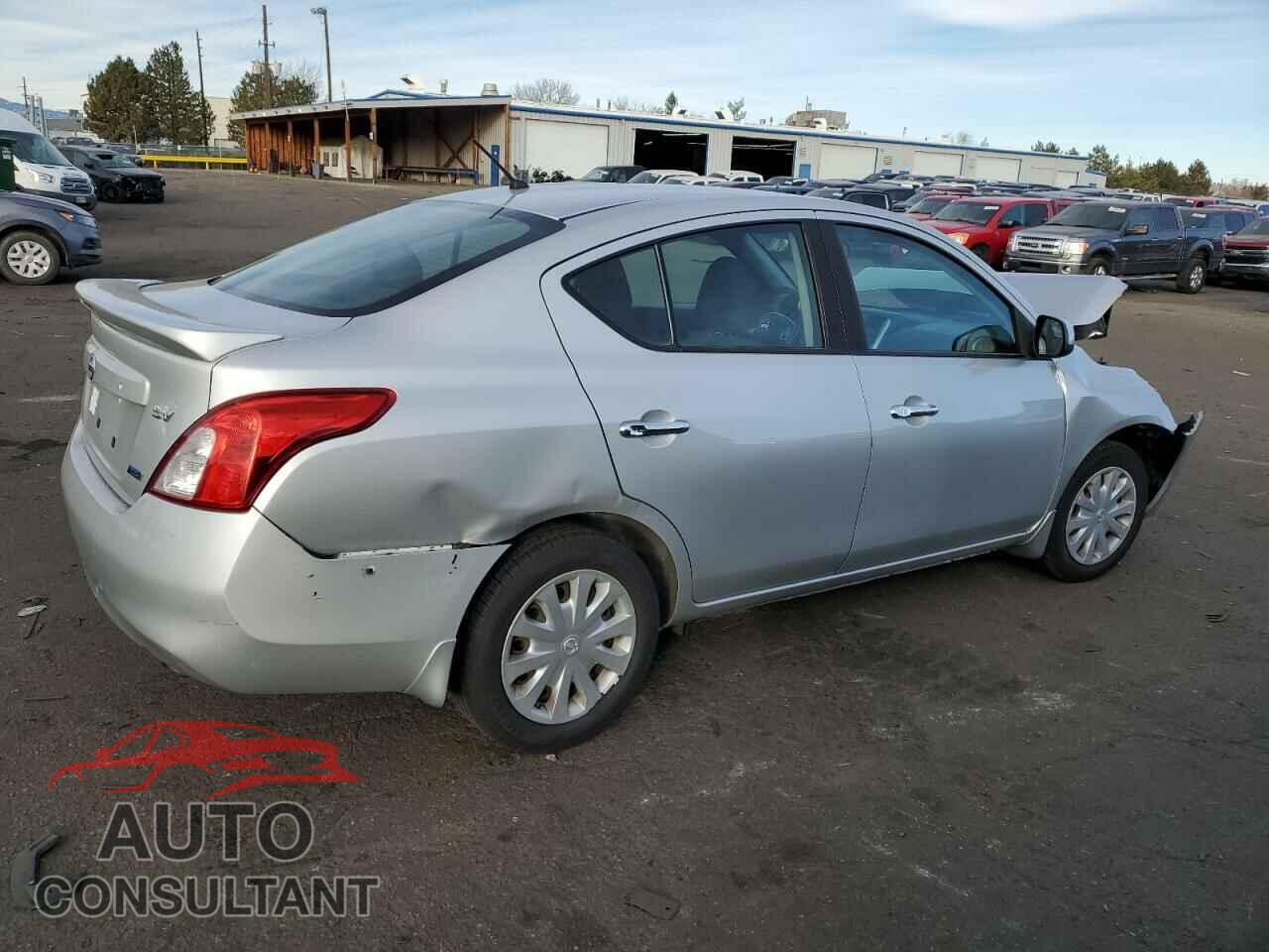 NISSAN VERSA 2013 - 3N1CN7AP1DL878874