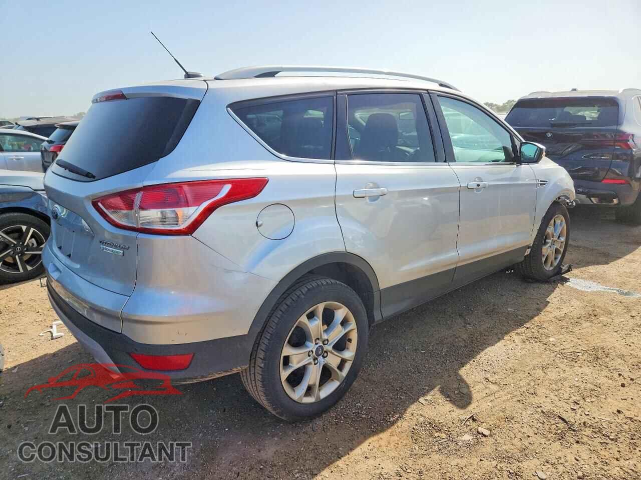 FORD ESCAPE 2014 - 1FMCU0J96EUB14675