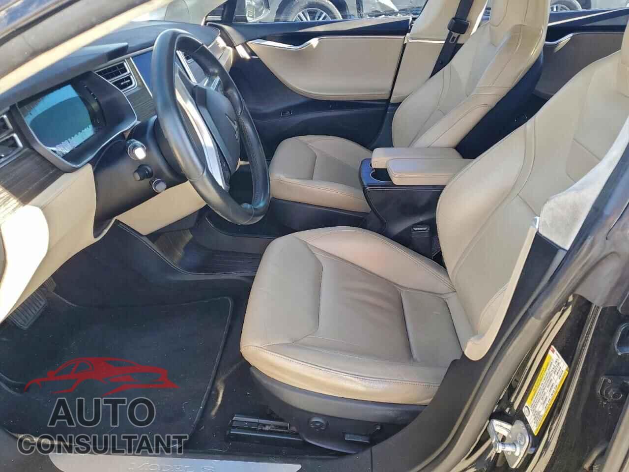 TESLA MODEL S 2015 - 5YJSA1E16FF120263