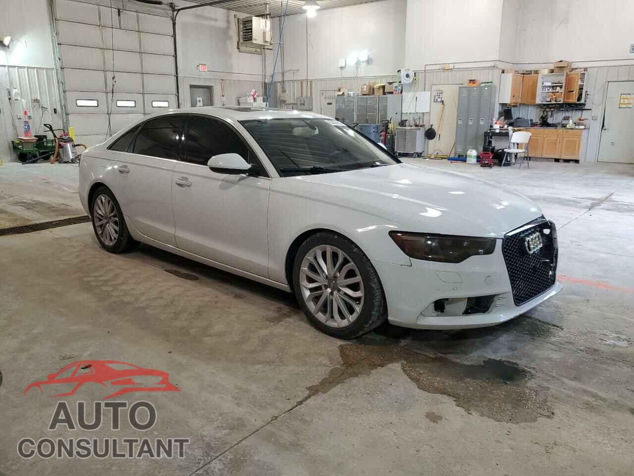 AUDI A6 2013 - WAUDFAFCXDN006742