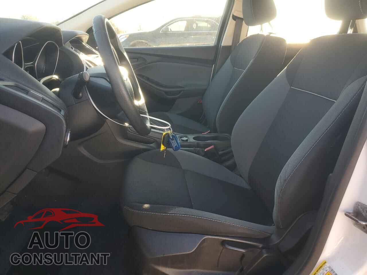 FORD FOCUS 2012 - 1FAHP3E28CL277627