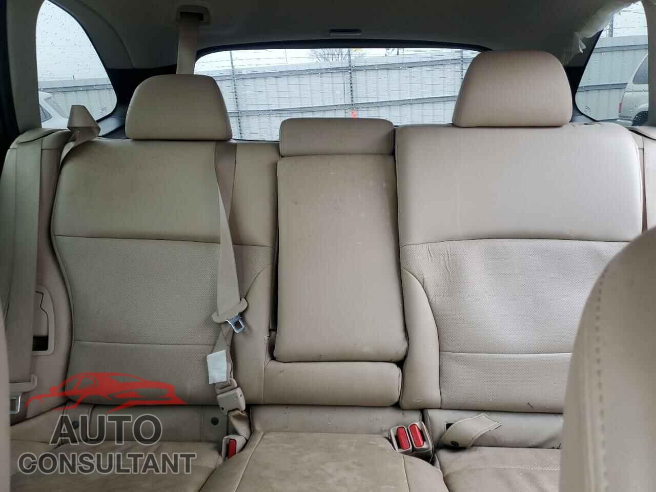 SUBARU OUTBACK 2017 - 4S4BSANC2H3416925