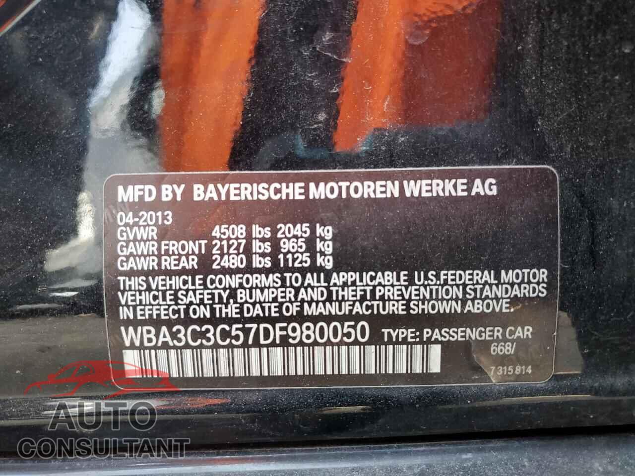 BMW 3 SERIES 2013 - WBA3C3C57DF980050