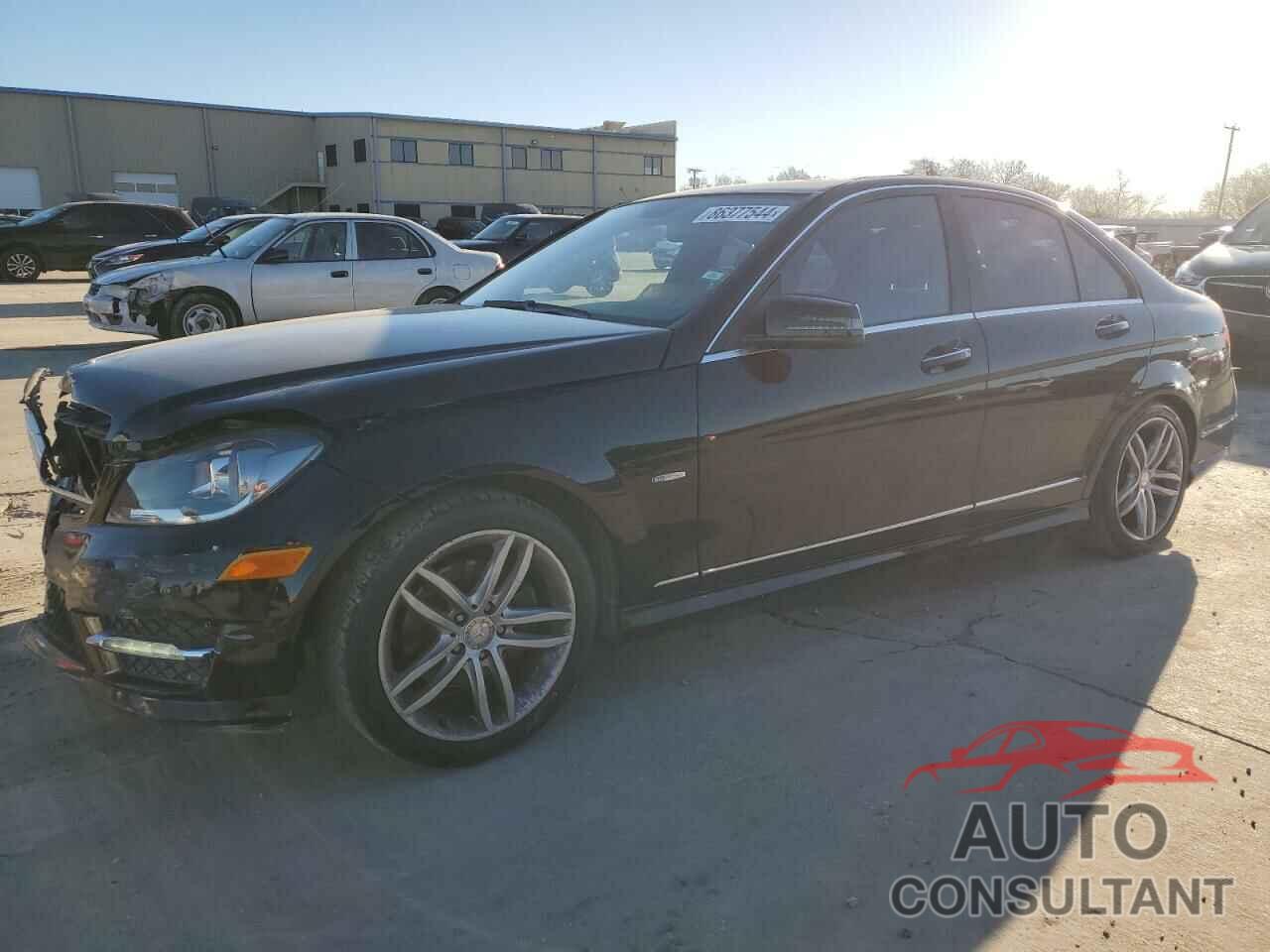 MERCEDES-BENZ C-CLASS 2012 - WDDGF4HB2CR234530