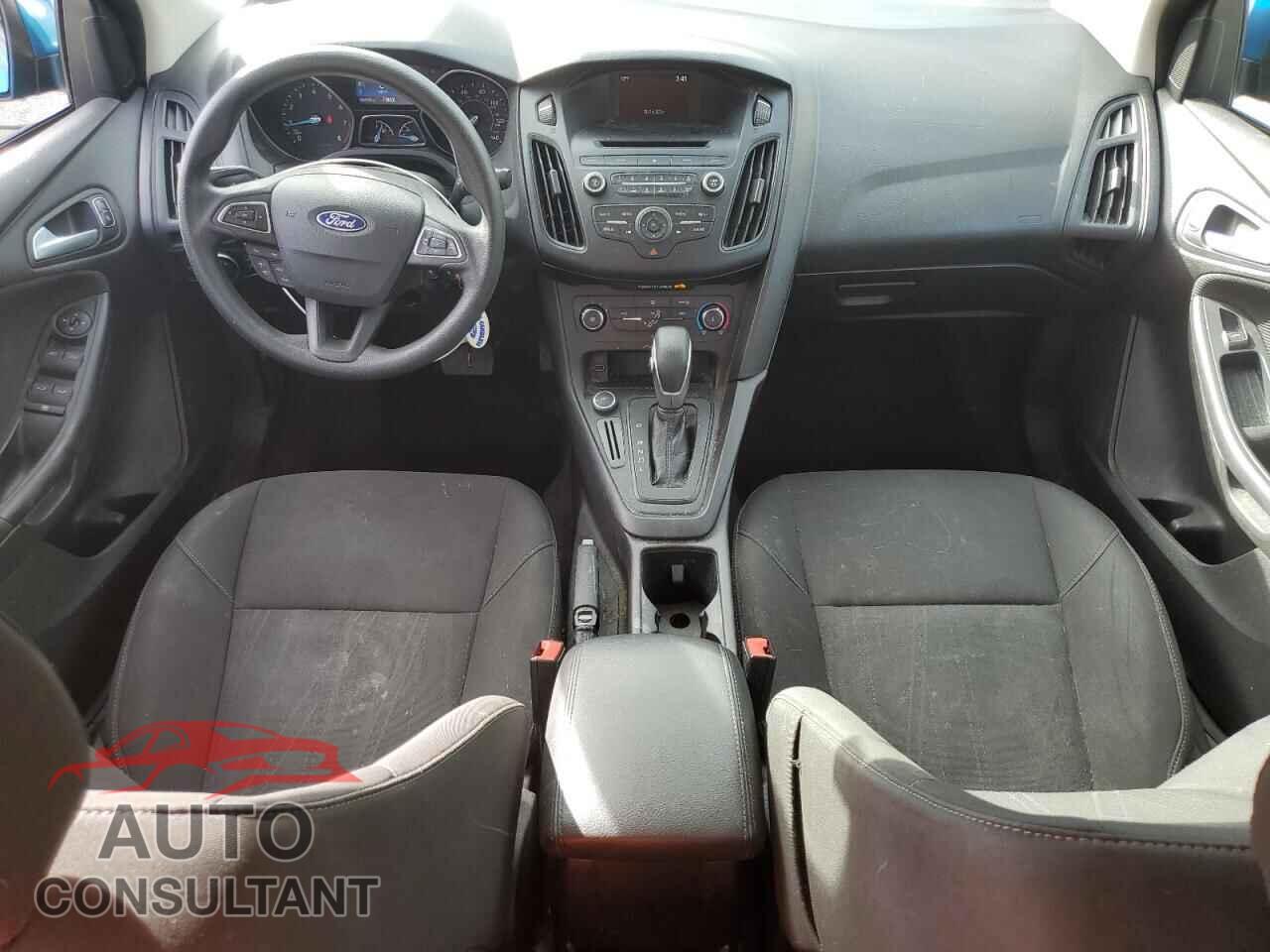 FORD FOCUS 2017 - 1FADP3F23HL209420