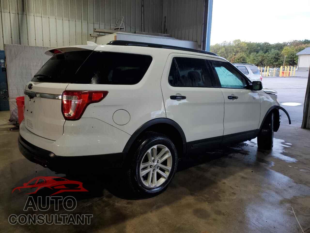 FORD EXPLORER 2017 - 1FM5K7B81HGE41050