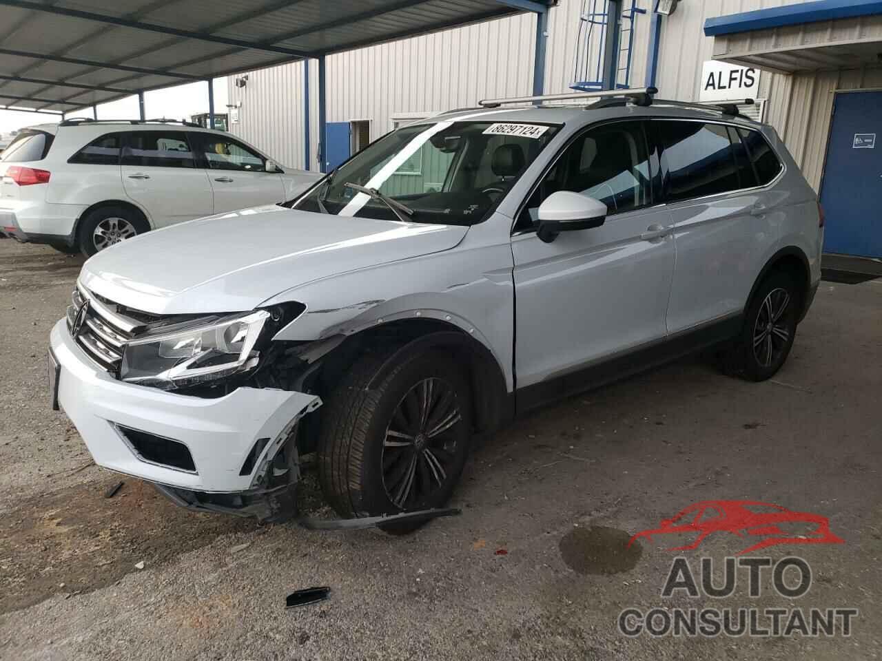 VOLKSWAGEN TIGUAN 2018 - 3VV2B7AX1JM187725