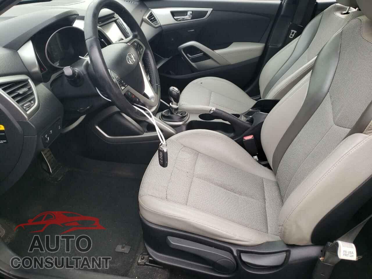 HYUNDAI VELOSTER 2013 - KMHTC6AD6DU091844