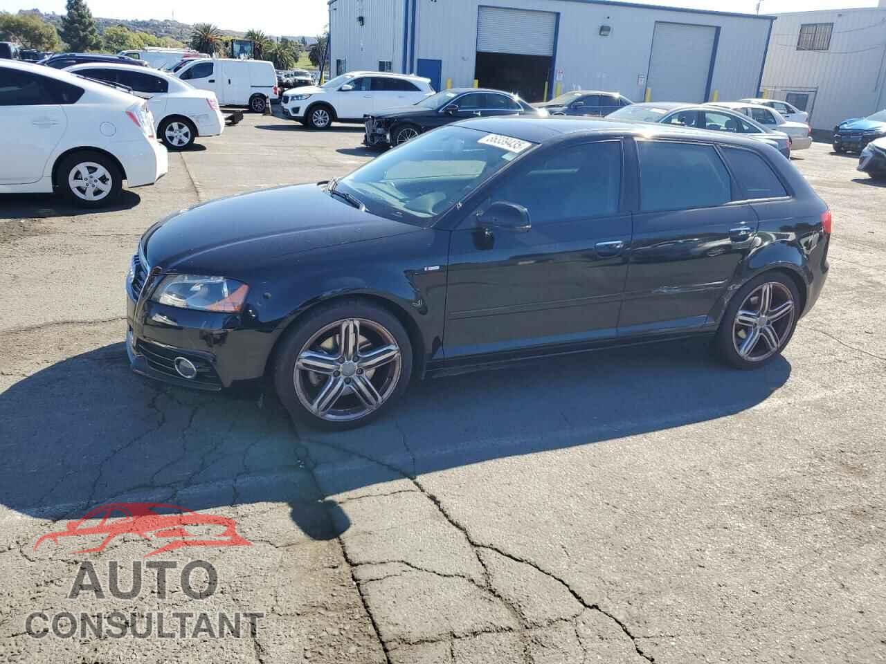 AUDI A3 2011 - WAUKEAFM0BA064303