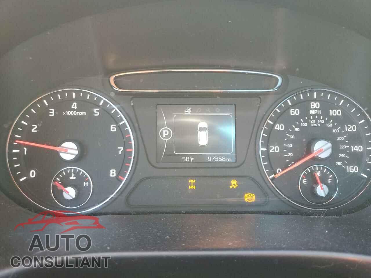 KIA SORENTO 2017 - 5XYPGDA33HG329095