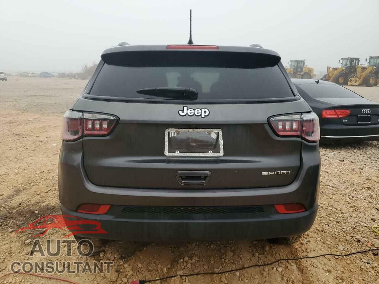 JEEP COMPASS 2018 - 3C4NJCAB3JT240412