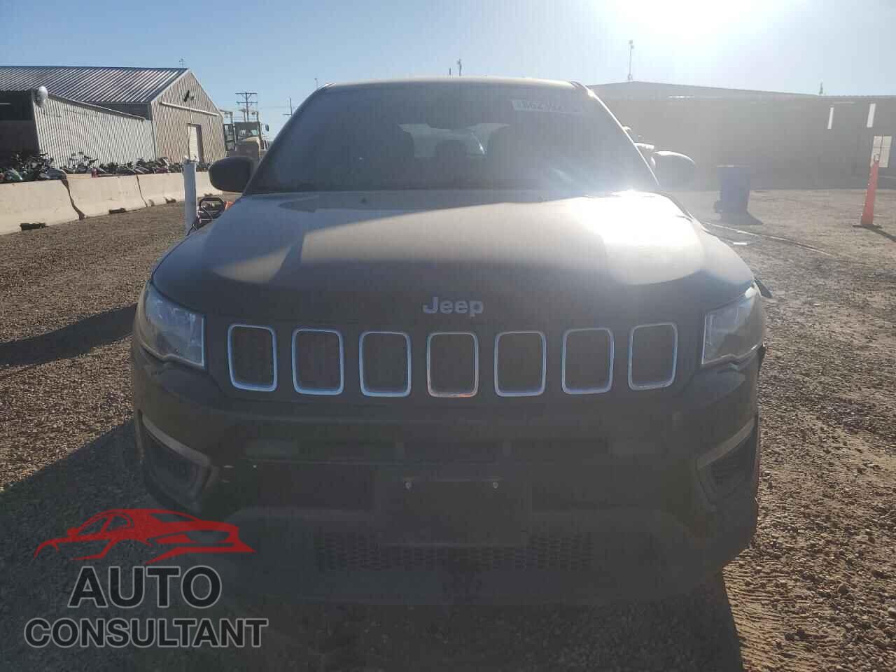 JEEP COMPASS 2018 - 3C4NJCAB6JT328905
