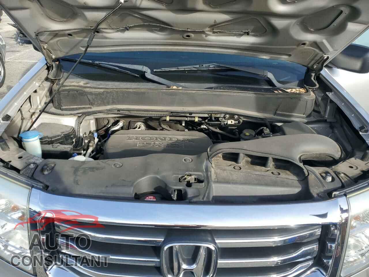 HONDA PILOT 2015 - 5FNYF3H26FB031109