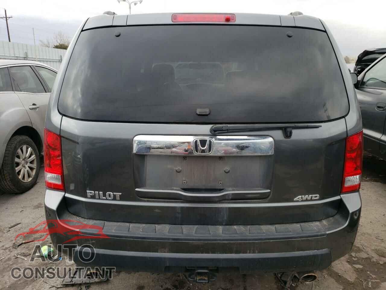 HONDA PILOT 2011 - 5FNYF4H52BB032767