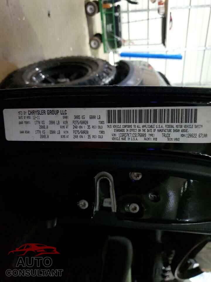 DODGE RAM 1500 2012 - 1C6RD7KT1CS176809