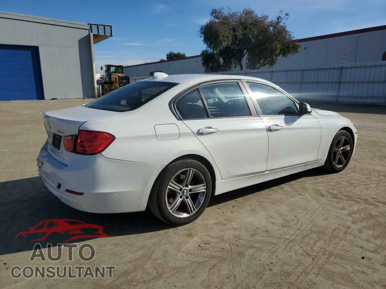 BMW 3 SERIES 2012 - WBA3C1C53CF432145
