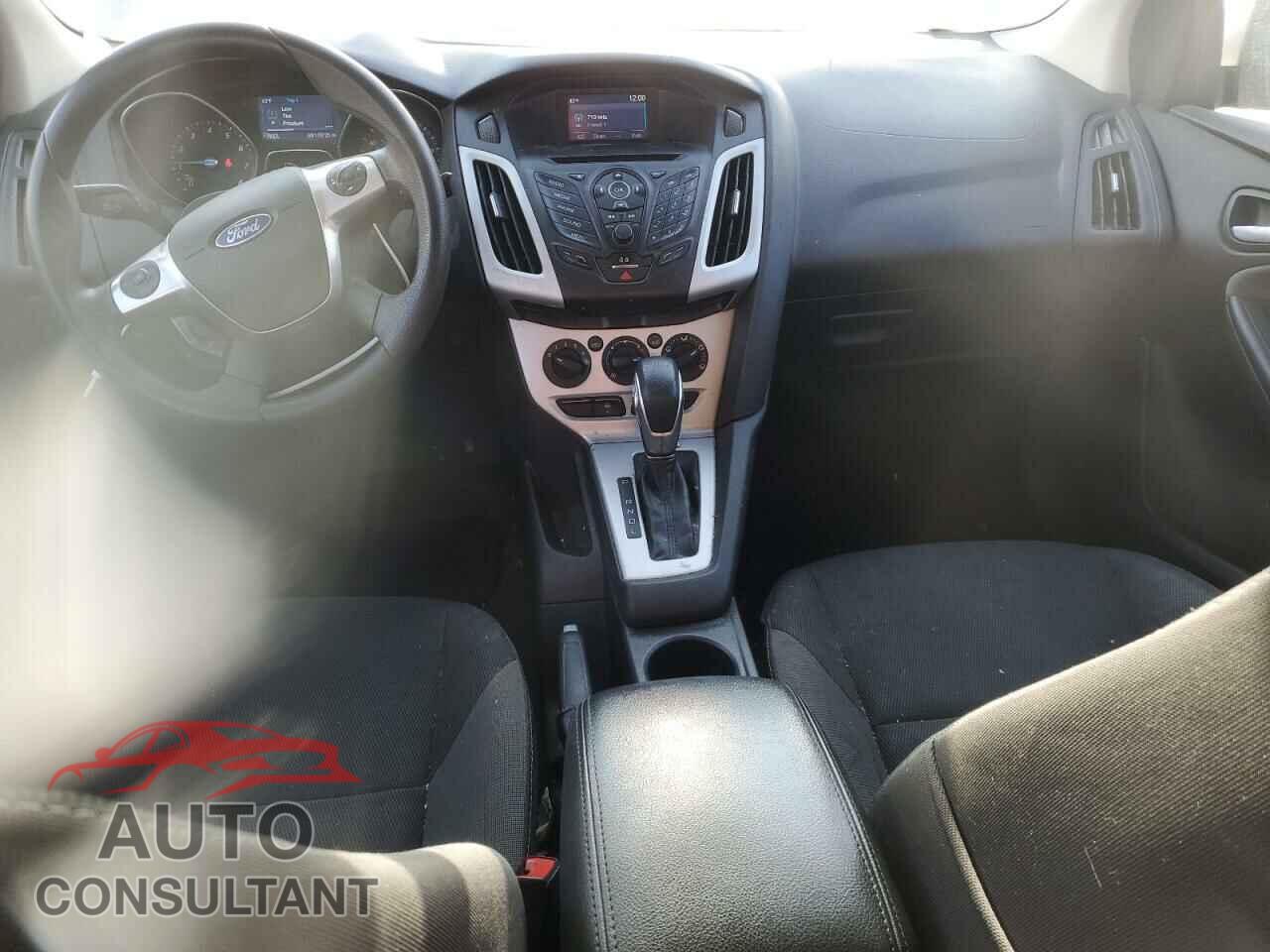 FORD FOCUS 2014 - 1FADP3F2XEL462665
