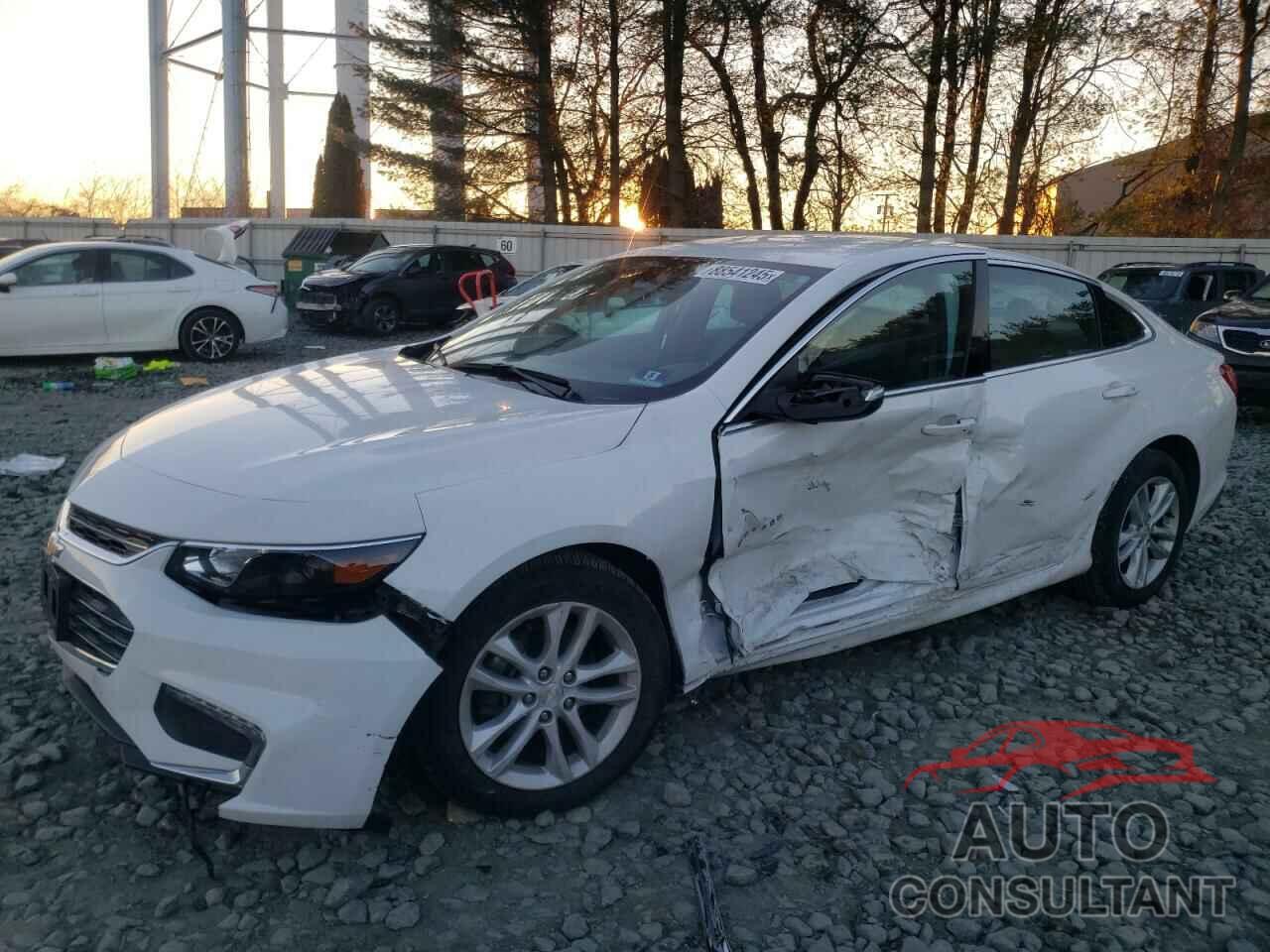 CHEVROLET MALIBU 2017 - 1G1ZE5ST6HF259266