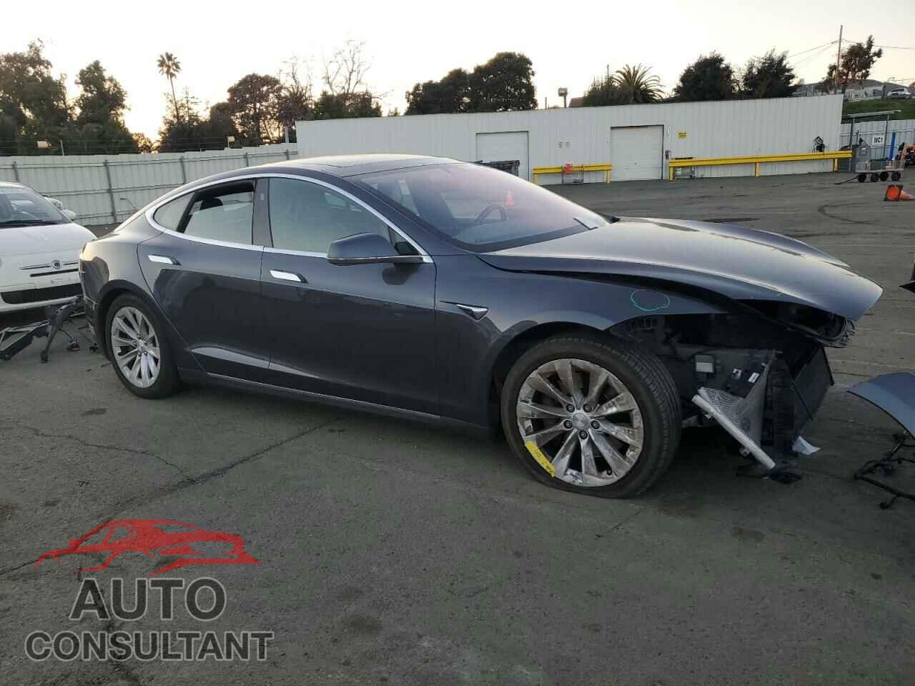 TESLA MODEL S 2017 - 5YJSA1E26HF186629
