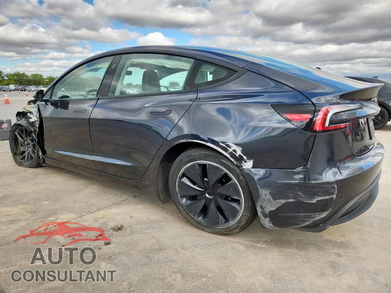 TESLA MODEL 3 2024 - 5YJ3E1EA6RF758915