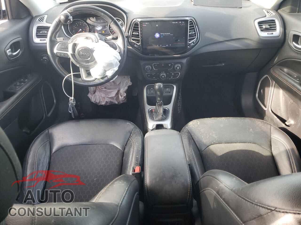JEEP COMPASS 2019 - 3C4NJCBB2KT686244