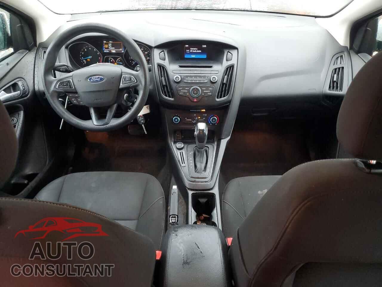 FORD FOCUS 2015 - 1FADP3F27FL301854
