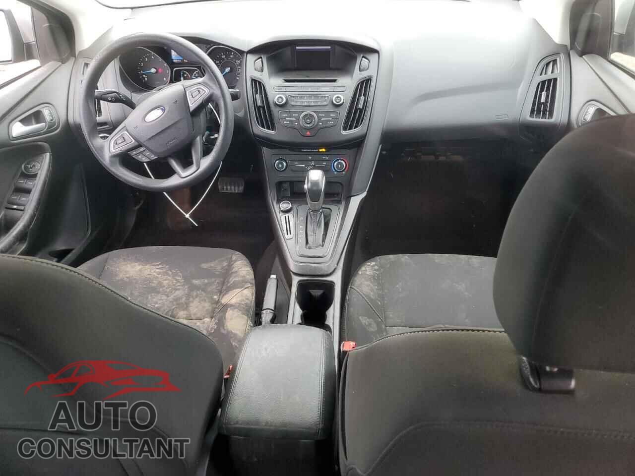 FORD FOCUS 2016 - 1FADP3F23GL365701