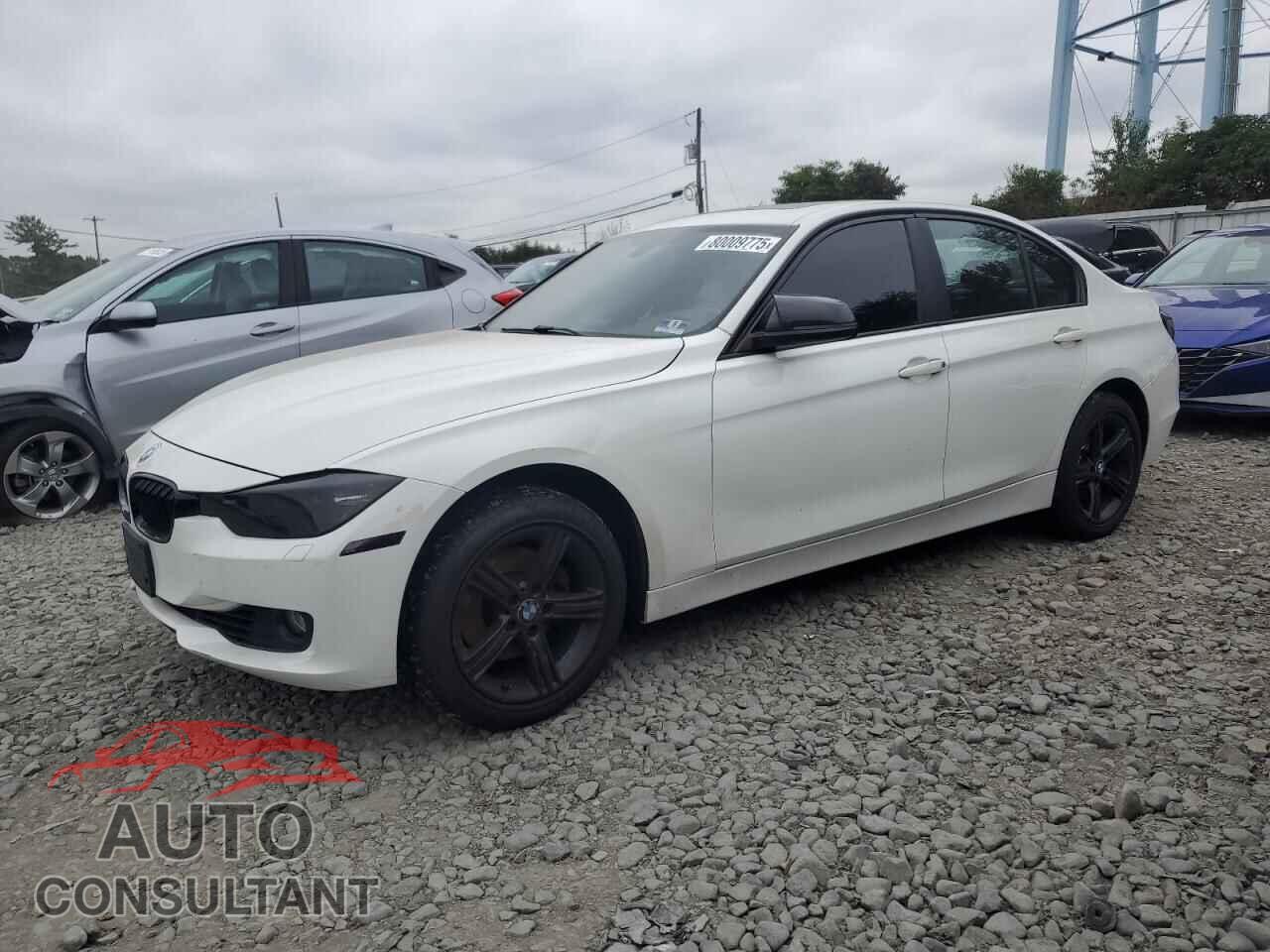BMW 3 SERIES 2013 - WBA3B5G53DNS02004