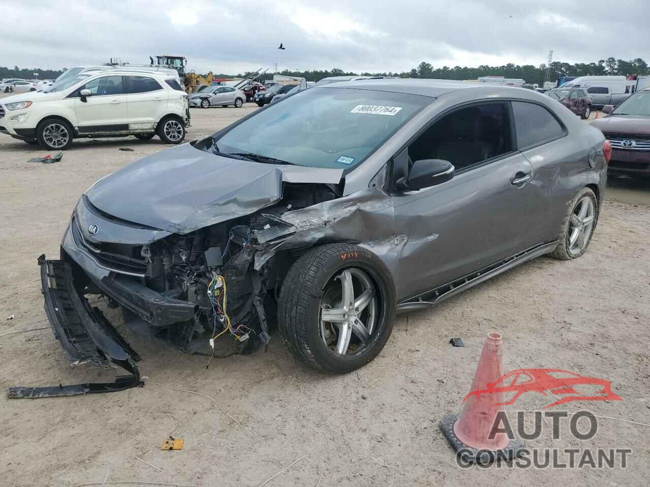 KIA FORTE 2016 - KNAFZ6A38G5618009