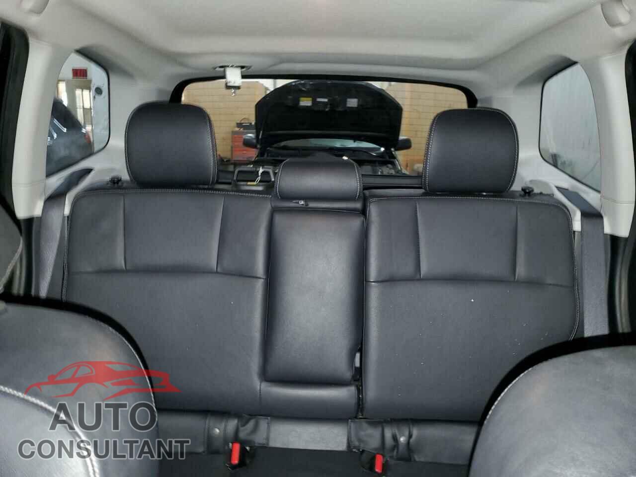 SUBARU FORESTER 2017 - JF2SJALC1HH499035