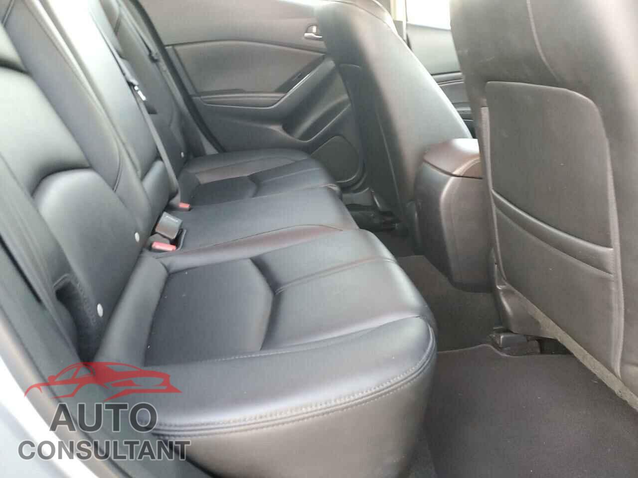 MAZDA 3 2017 - 3MZBN1L74HM126263