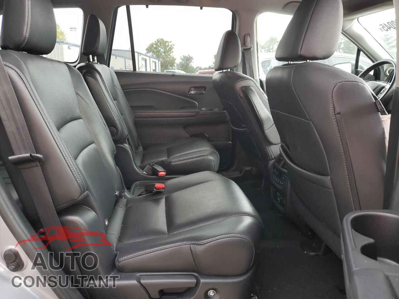 HONDA PILOT 2020 - 5FNYF6H08LB024822