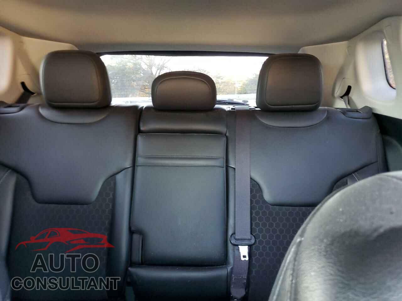 JEEP COMPASS 2019 - 3C4NJDBB2KT849478