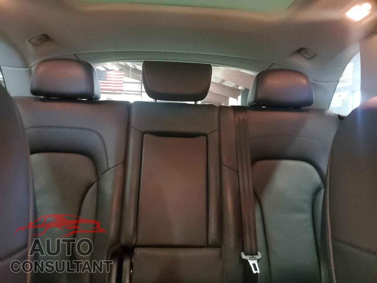 AUDI Q5 2015 - WA1LFAFP5FA048144