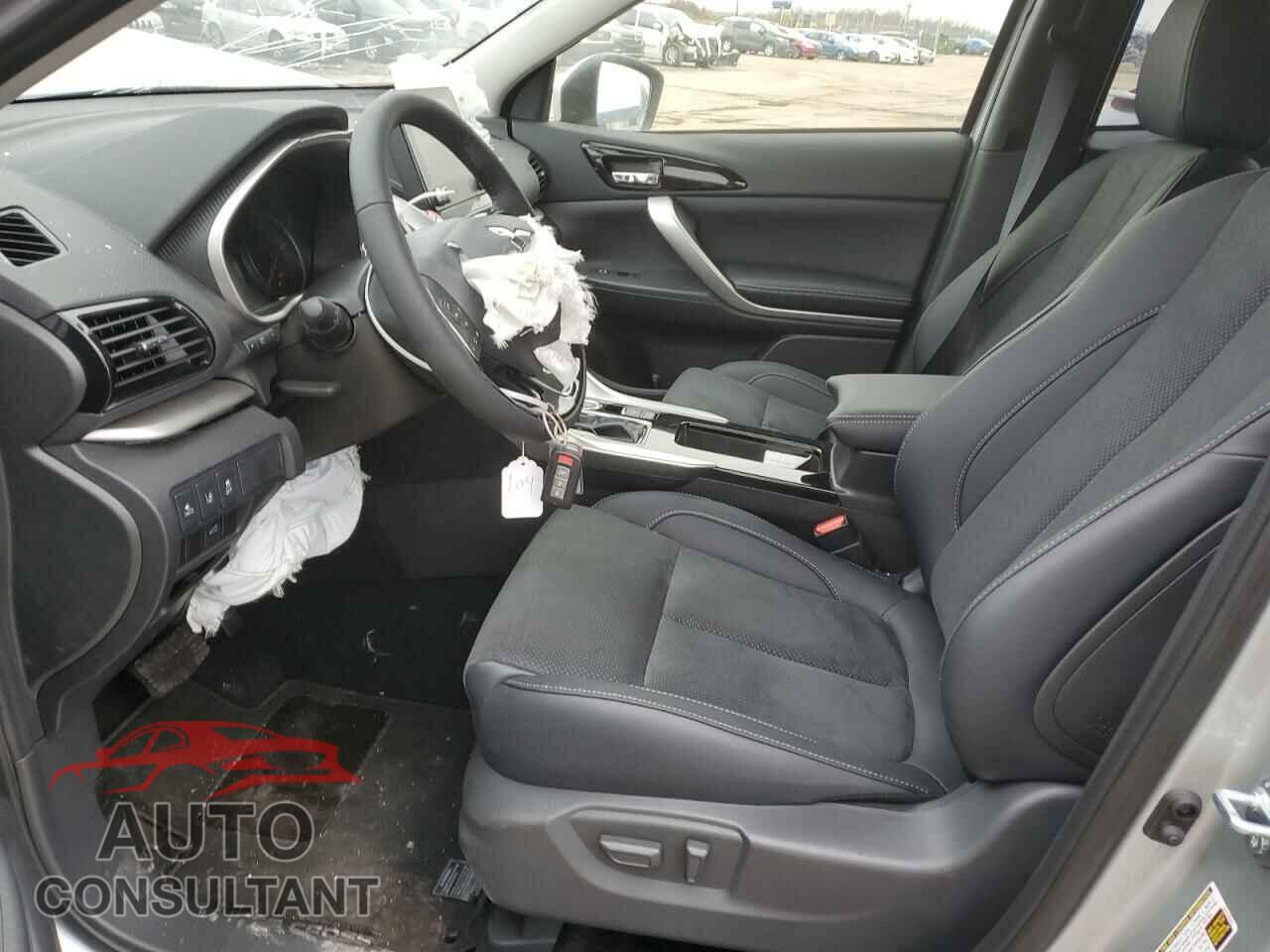 MITSUBISHI ECLIPSE 2024 - JA4ATWAA2RZ070950