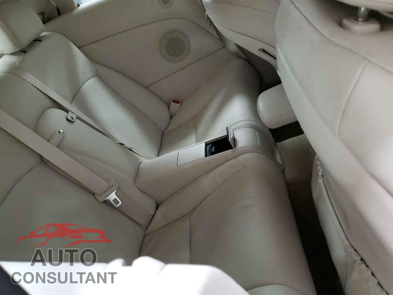 LEXUS IS 2010 - JTHFE2C24A2503216